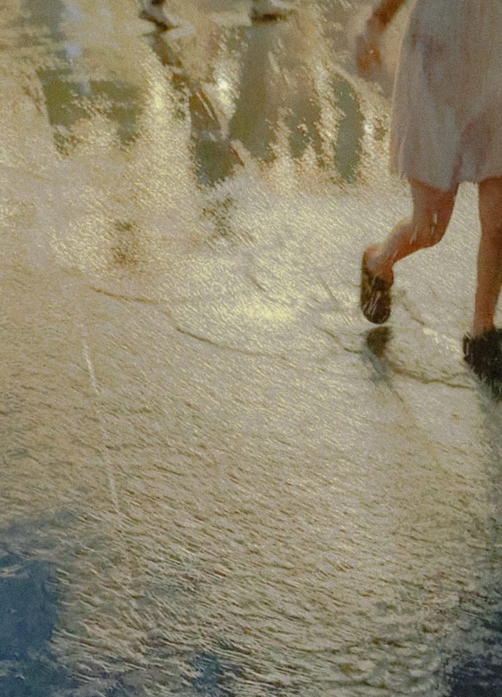 portrait.00_23_39_3.Still259